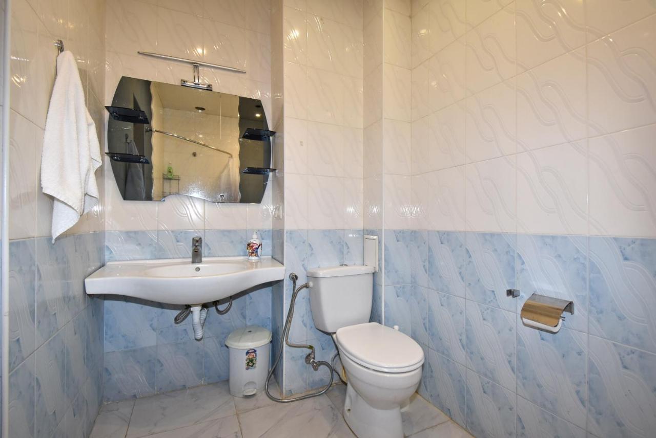 Armenak Apartment 5-Комнатная Yerevan Ngoại thất bức ảnh